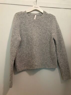 Babaton The Group Aritzia Grey Alpaca Blend Sweater